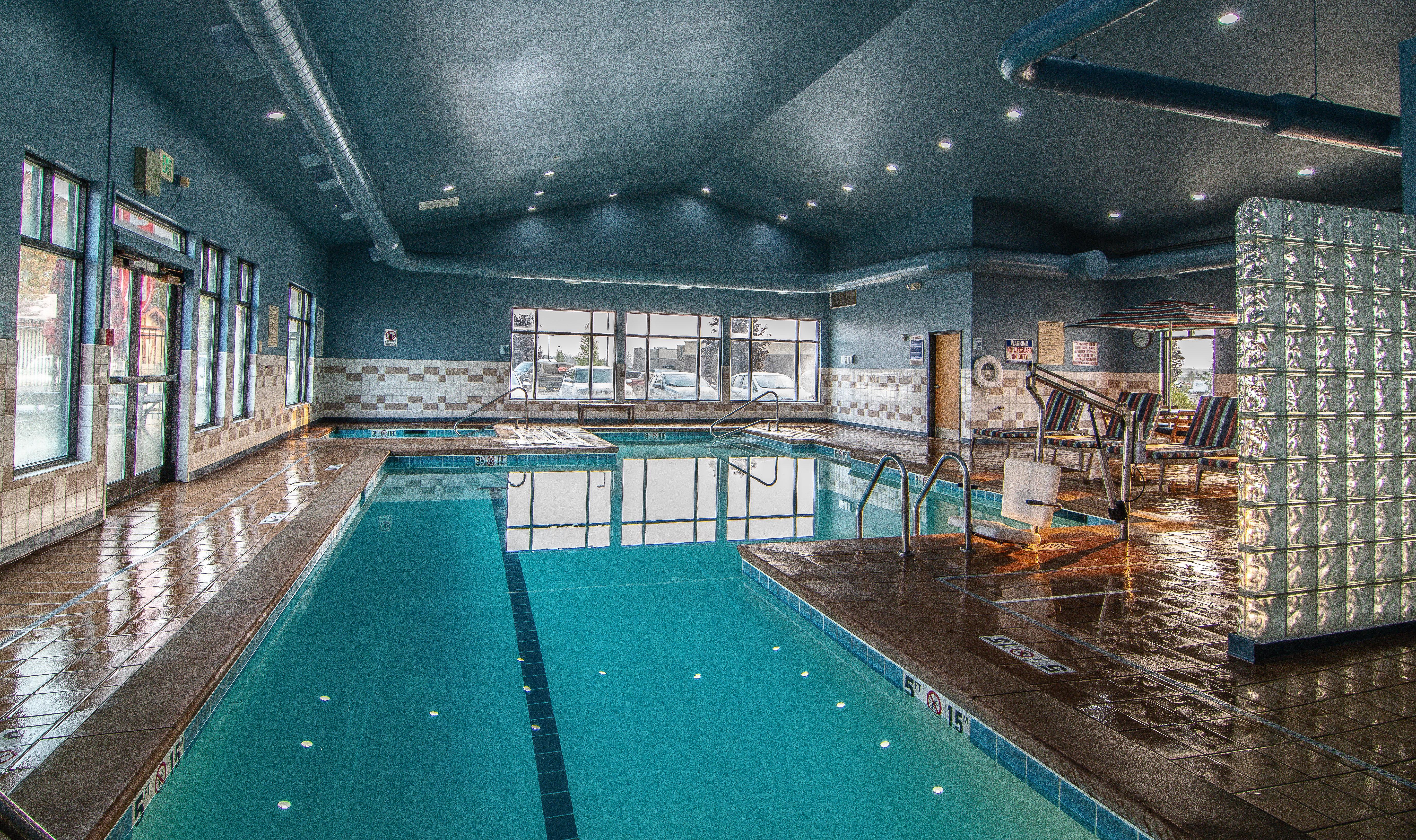 Holiday Inn Express Hotel & Suites Kalispell By Ihg Exterior photo