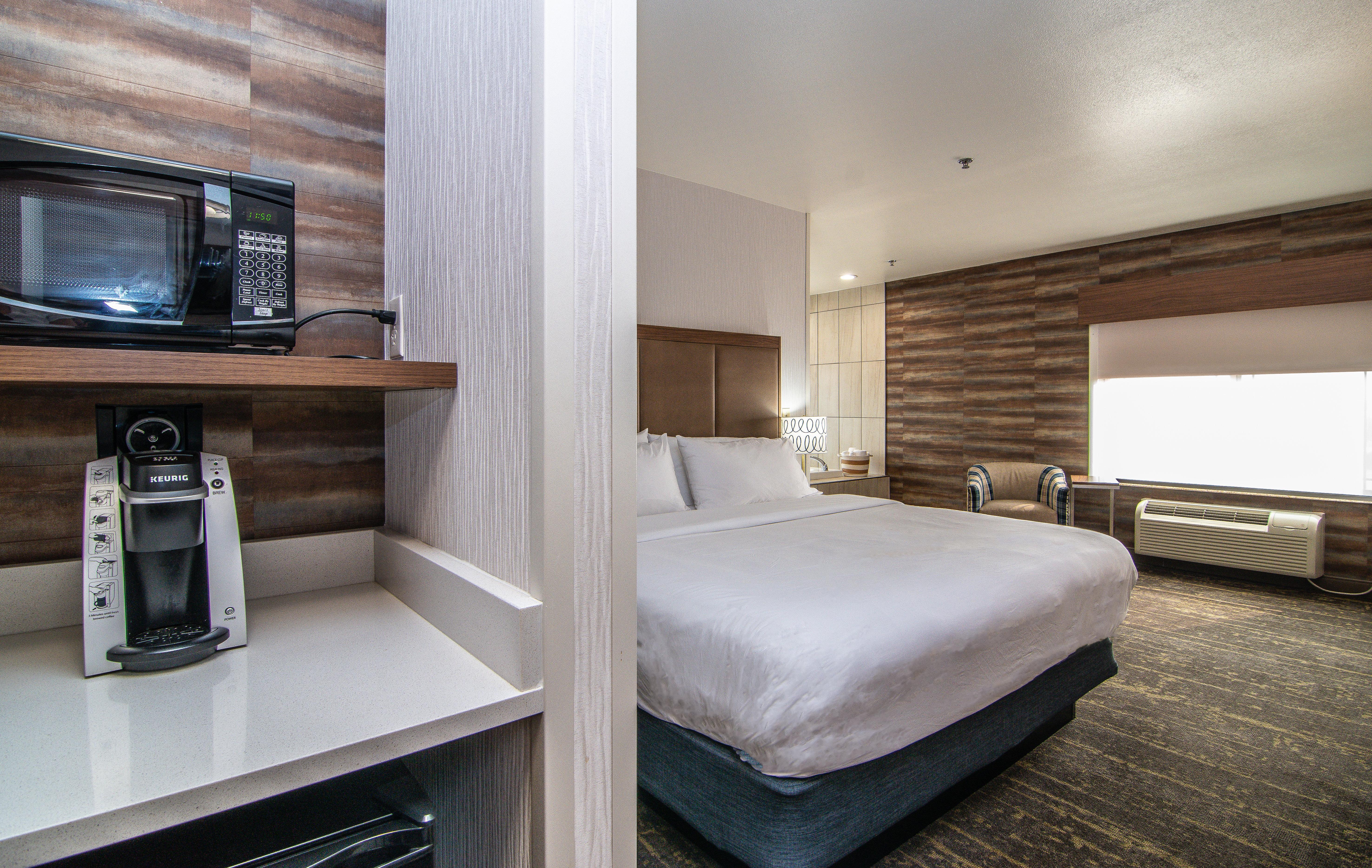 Holiday Inn Express Hotel & Suites Kalispell By Ihg Exterior photo