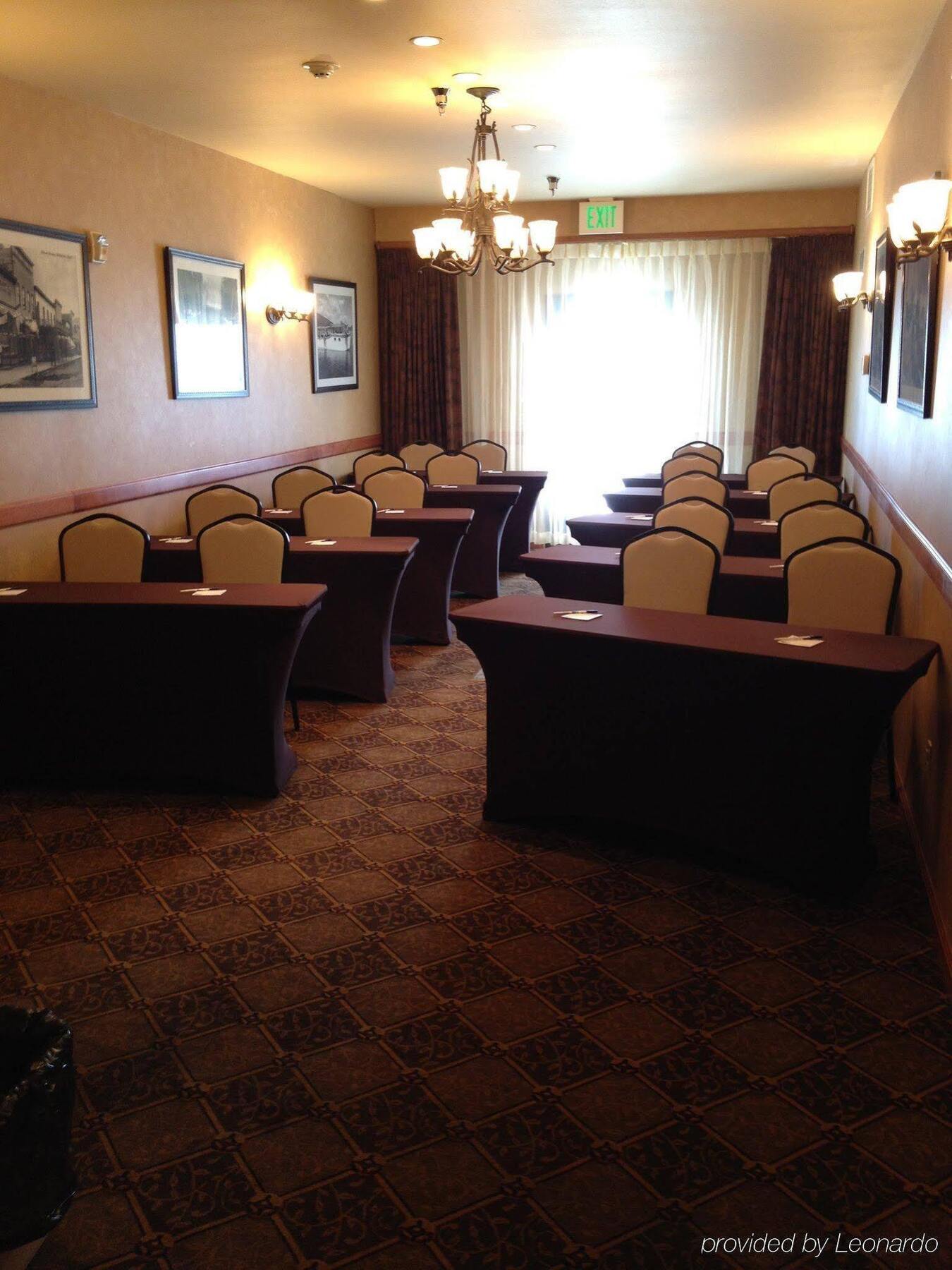 Holiday Inn Express Hotel & Suites Kalispell By Ihg Exterior photo